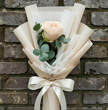 Букет цветов из:  Розы в Калуге