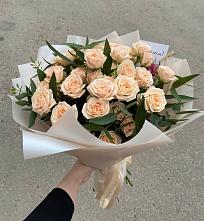 Букет Кремовые розы Латте в Калуге