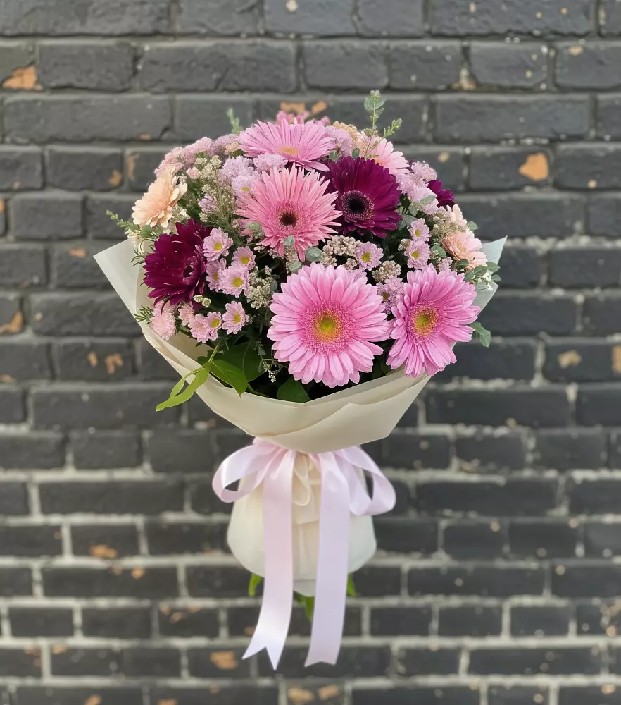 Букет цветов из: Герберы и Хризантемы в Калуге