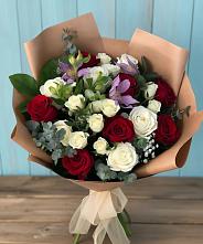 Букет цветов из:  Розы и Альстромерии в Калуге