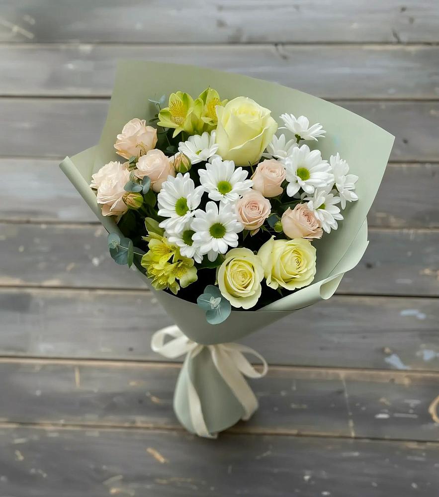 Букет цветов из: Альстромерии, Розы и Хризантемы в Калуге