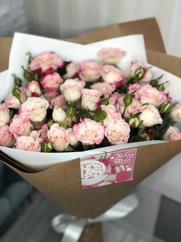 Букет цветов из: Розы в Калуге