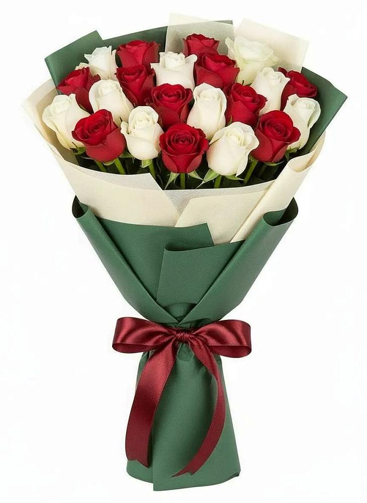 Букет Микс из красных и белых роз в Калуге