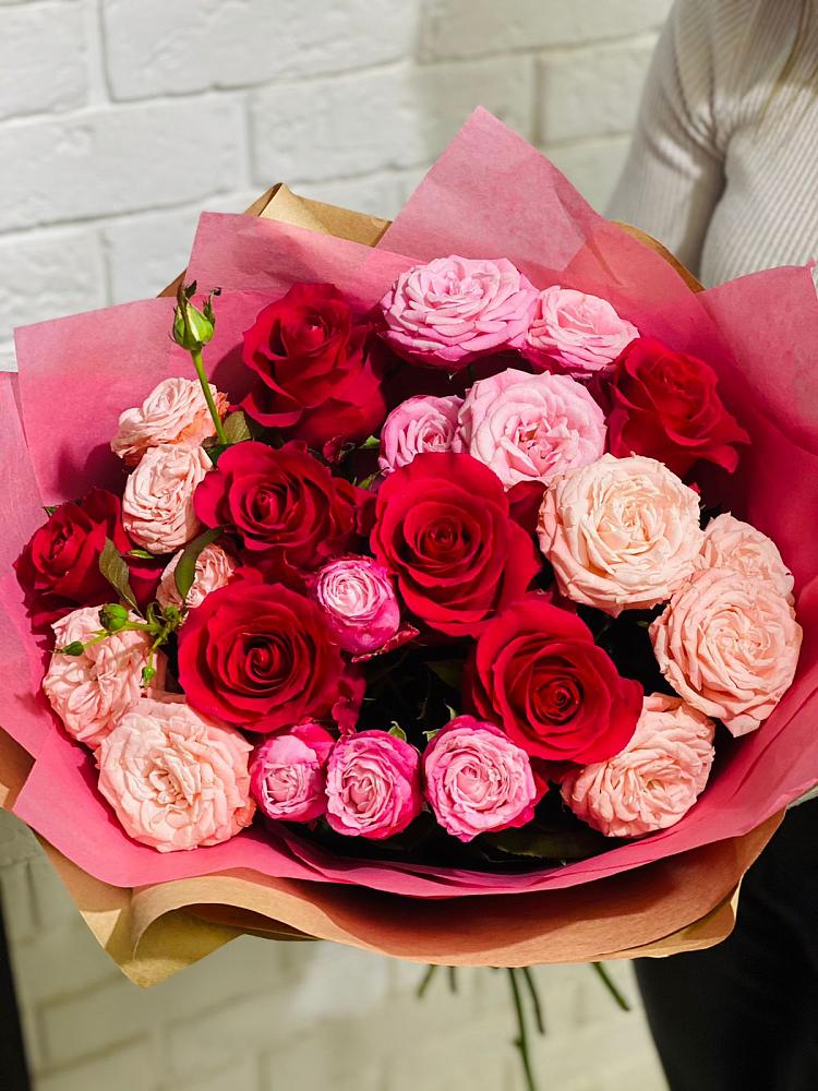 Букет цветов из: Розы в Калуге