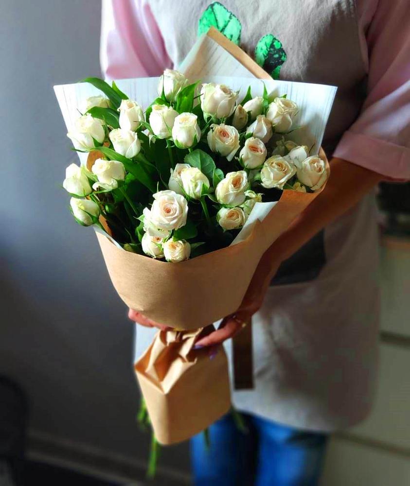 Букет цветов из: Розы в Калуге