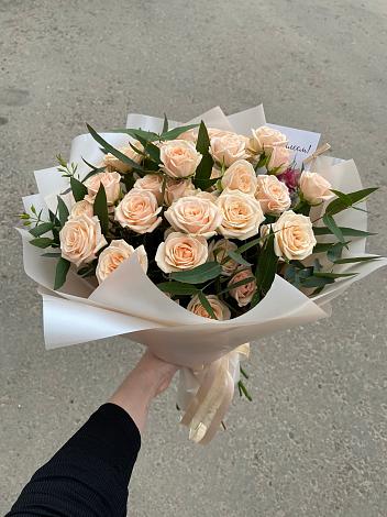 Букет Кремовые розы Латте в Калуге