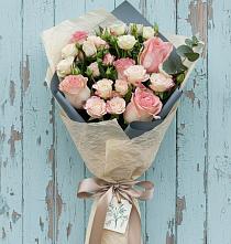 Букет цветов из:  Розы #REPLACE_PRED# Калуге