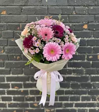 Букет цветов из:  Герберы и Хризантемы в Калуге