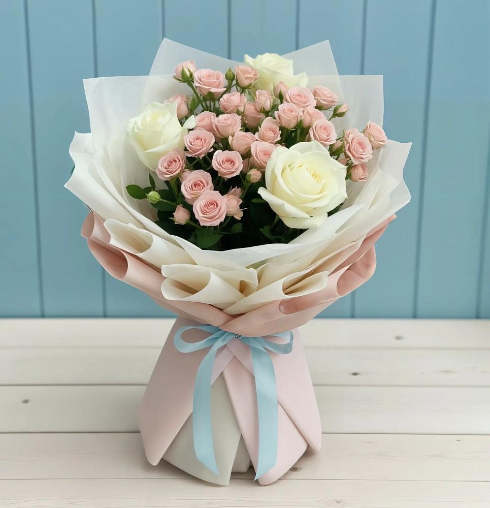 Букет цветов из: Розы в Калуге