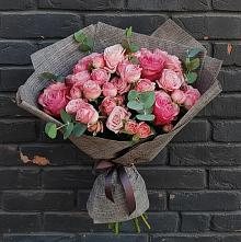 Букет цветов из:  Розы #REPLACE_PRED# Калуге